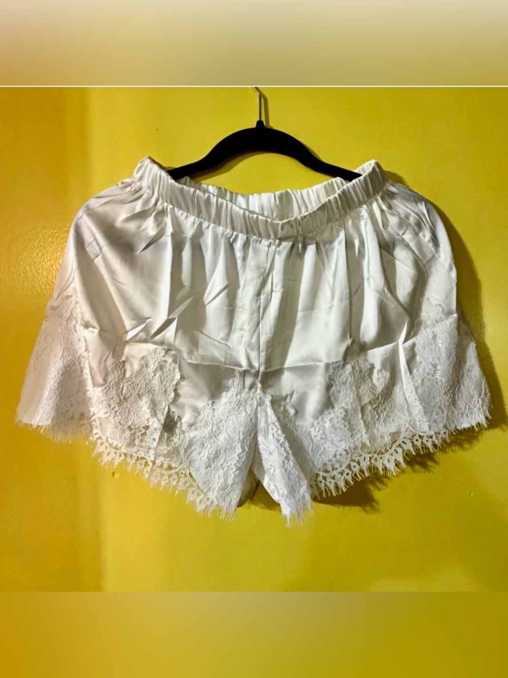 Sleep Shorts Satin with Lace Trim Elastic High Waist Women’s White Small NWOT